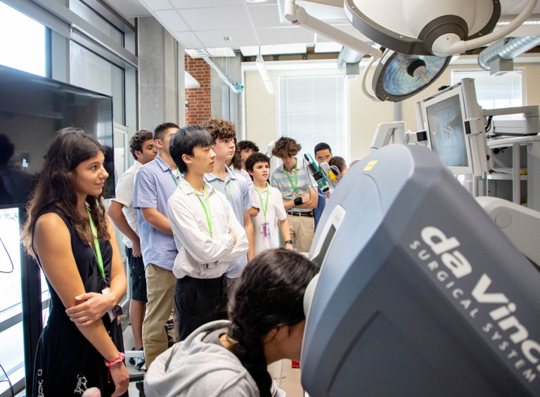 Explore Our Summer Engineering Programs for High School Students